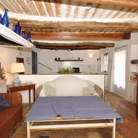 Cozy In Chateauneuf De Grasse With Kitchen בית נופש *