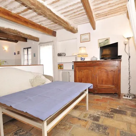 Cozy In Chateauneuf De Grasse With Kitchen