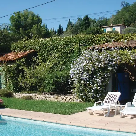 Cozy In Chateauneuf De Grasse With Kitchen Nyaraló